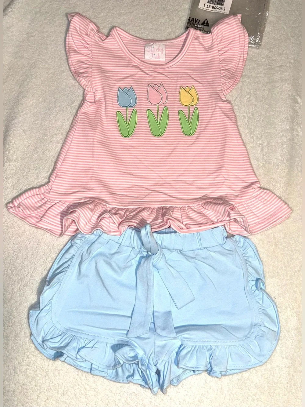 Stitchy Fish “Spring Blooms” Applique Diaper Set, size 2T, brand new